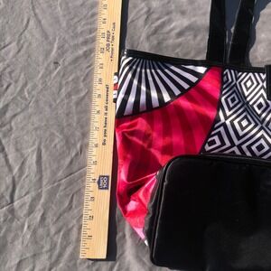 ULU Tote Bag Purse Black & White Geometric Print with Makeup Cosmetic Bag‎